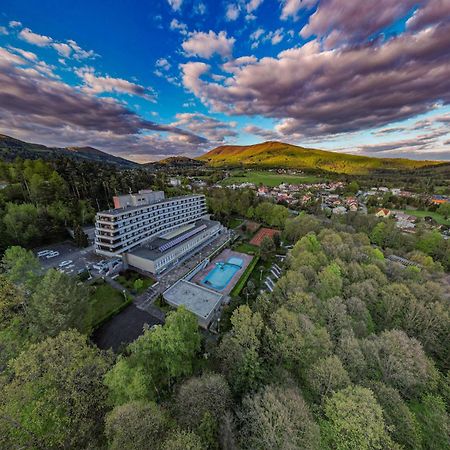 Hotel Ibis Styles Relax Rožnov pod Radhoštěm Exterior foto